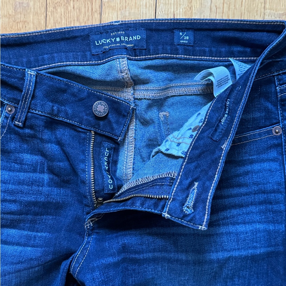 Lucky Brand Blue Boot Cut Jeans Size 6